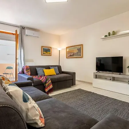 White Lilium * ألغيرو