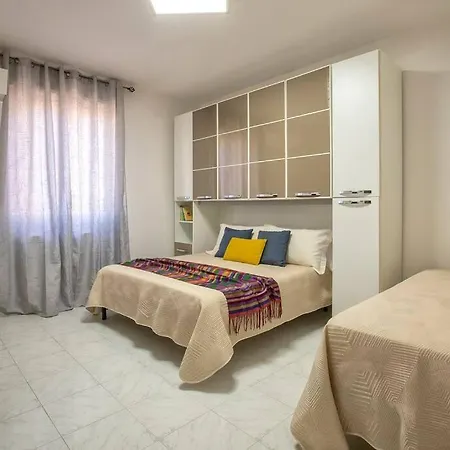 Apartment White Lilium