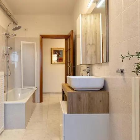 White Lilium Alghero