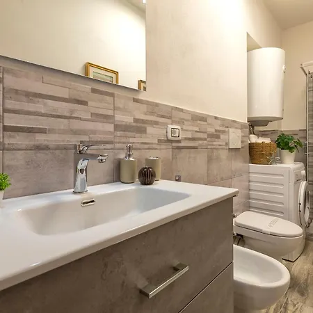 White Lilium Apartment Alghero