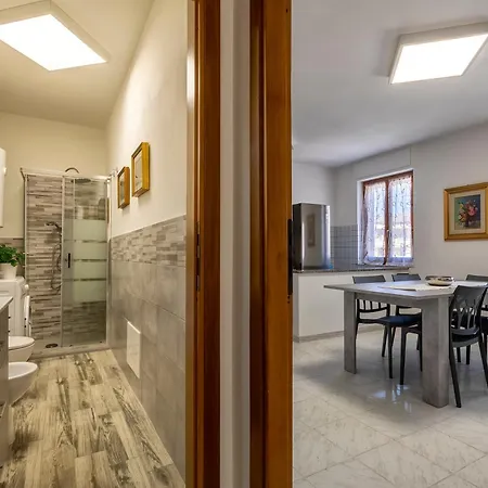 Apartment White Lilium *