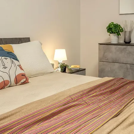 White Lilium Apartment Alghero