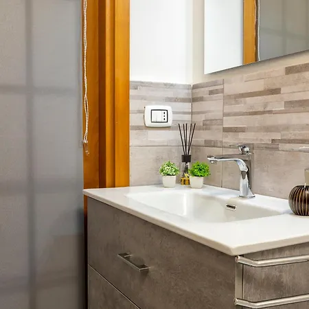 White Lilium Apartment Alghero